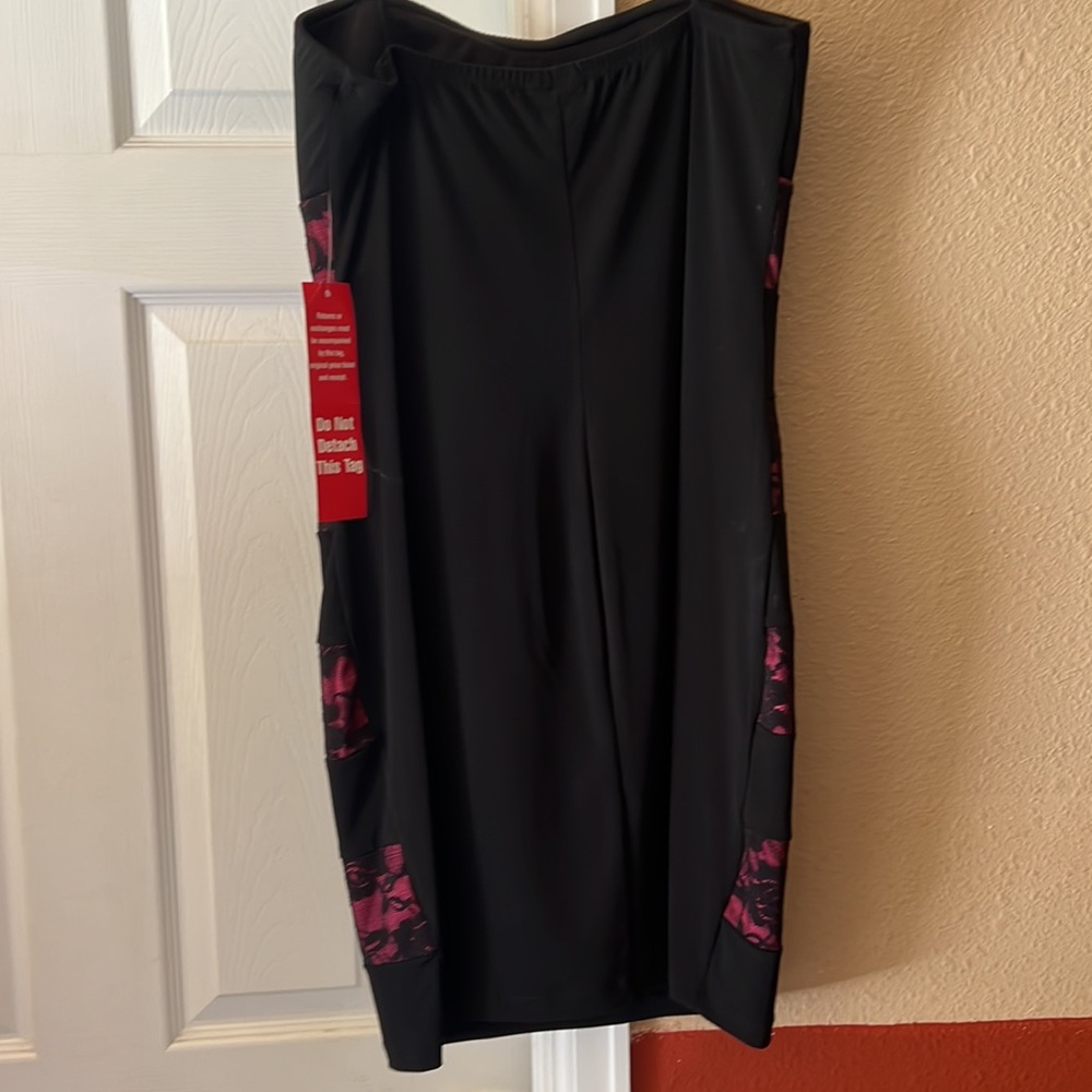 Dress - Picture 4 of 7